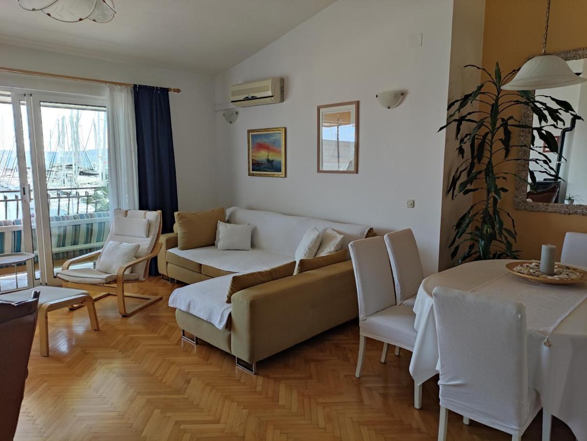 Apartment Gallery คาชเตลา ภายนอก รูปภาพ